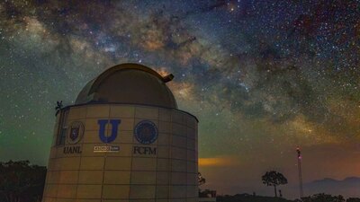 tour-observatorio-astronomico-universitario